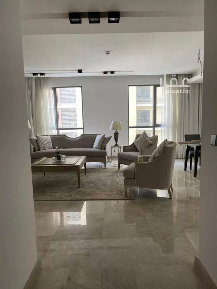 شقة للبيع في شارع بشار بن برد, حي العليا, مدينة الخبر, المنطقة الشرقية