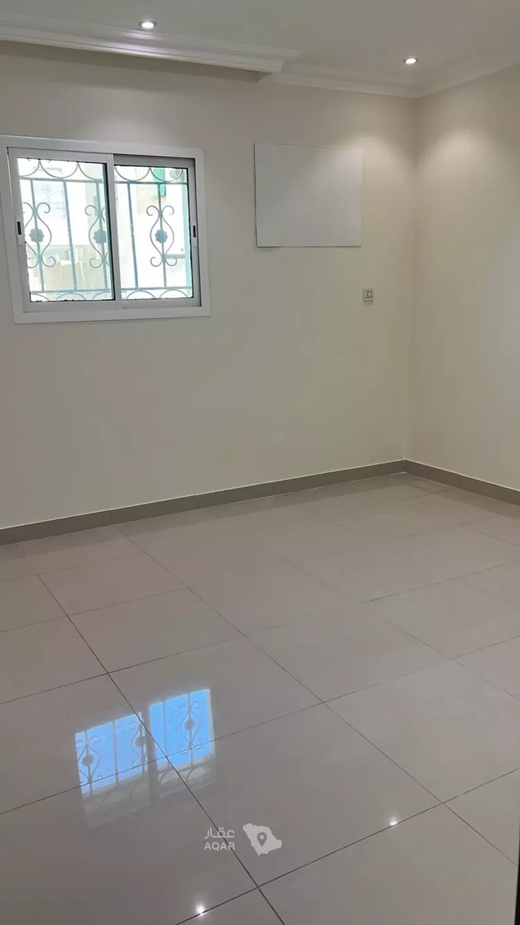 شقة للإيجار في شارع عبدالعزيز ابن جلوي, حي إشبيلية, مدينة الرياض, منطقة الرياض 4