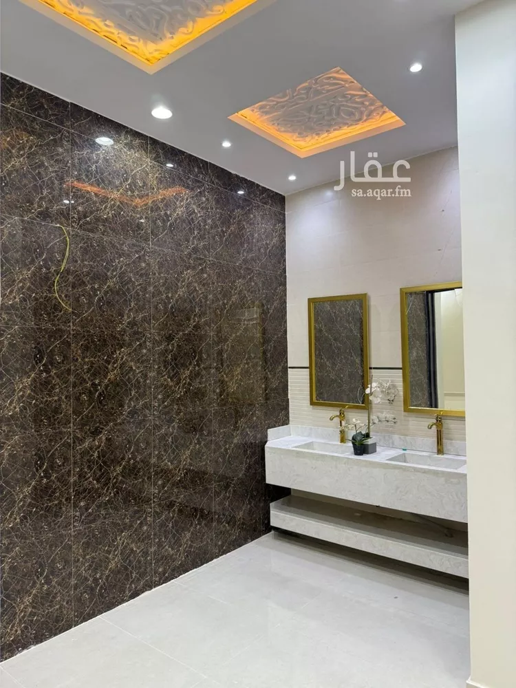 فيلا للبيع في شارع فالح ابن خفاف, حي الرمال, مدينة الرياض, منطقة الرياض صورة 2