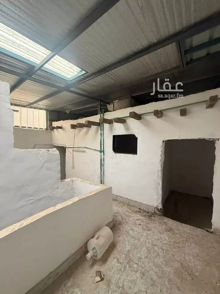 فيلا للبيع في شارع 7330549, حي العود, مدينة الرياض, منطقة الرياض 9