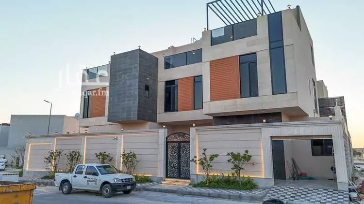 فيلا للبيع في شارع سكاكا, حي القصور, مدينة الظهران, المنطقة الشرقية صورة 4