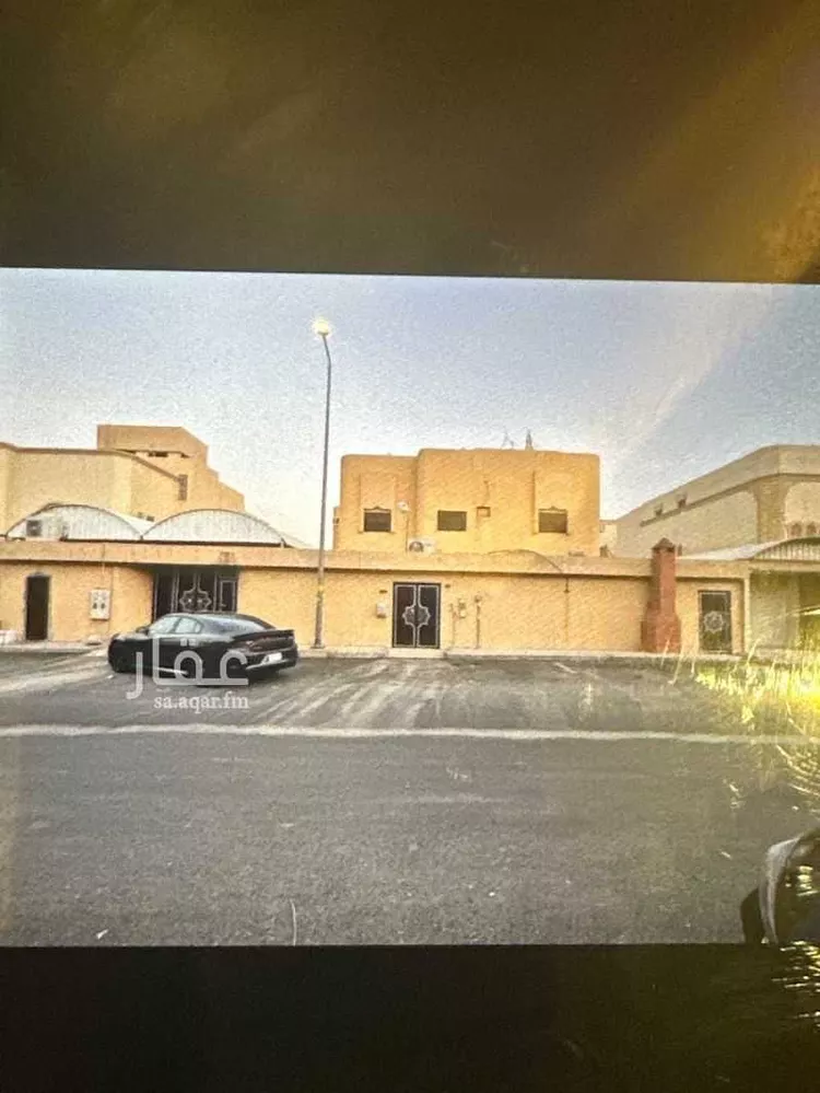 فيلا للبيع في شارع القعقاع بن توبة ، حي شبرا ، الرياض ، منطقة الرياض