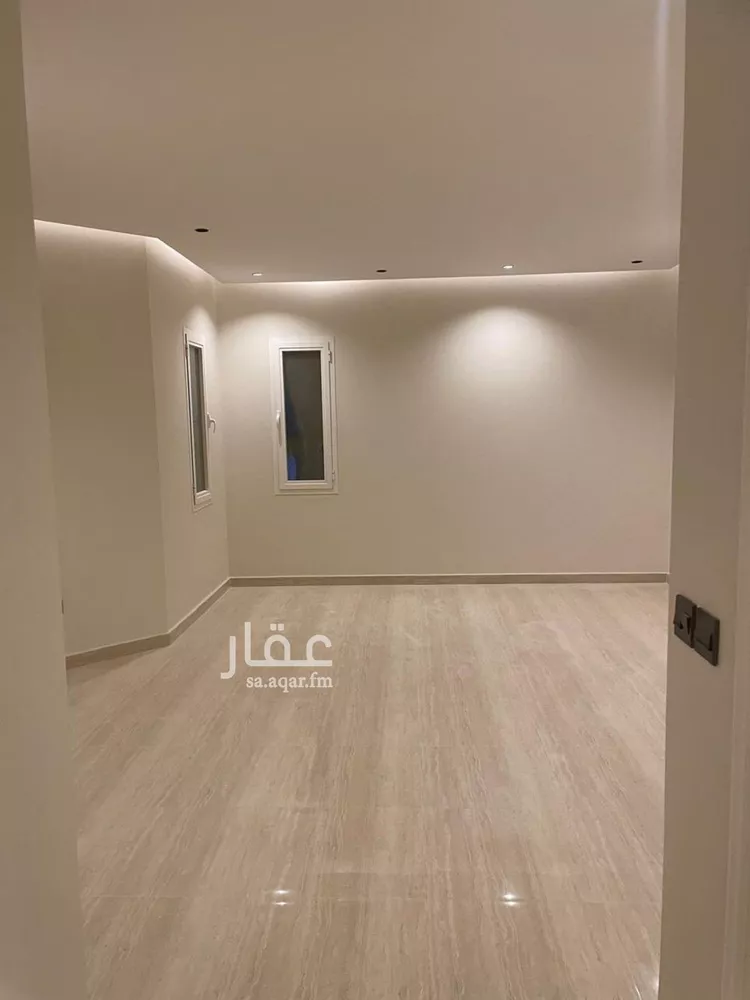 فيلا للإيجار في شارع عبدالعزيز بن يحيى, حي المروج, مدينة الرياض, منطقة الرياض صورة 3