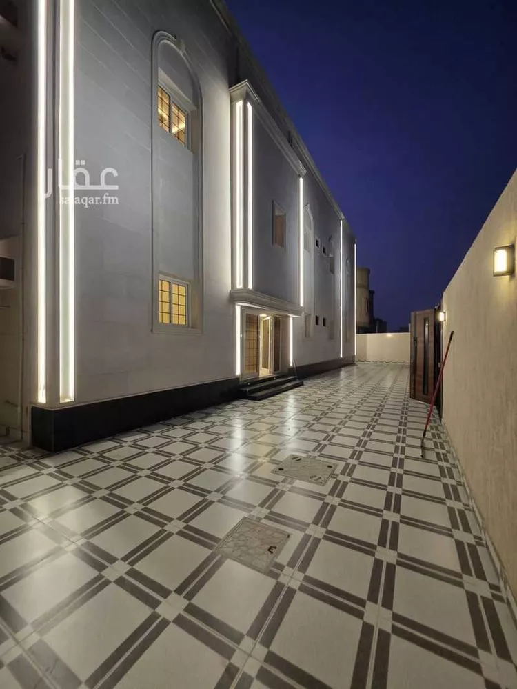 عمارة للبيع في شارع عبد الرحمن بن اذينه العبد ي, حي الصالحية, مدينة جدة, منطقة مكة المكرمة 1 صورة