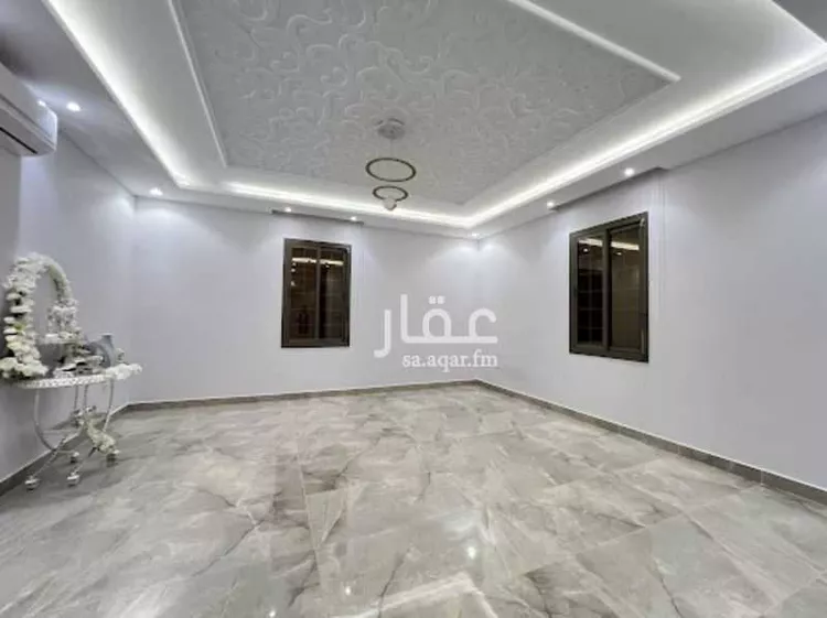 فيلا للبيع في شارع فضيلة الشيخ حافظ محمد حافظ, حي الرياض, مدينة جدة, منطقة مكة المكرمة صورة 4