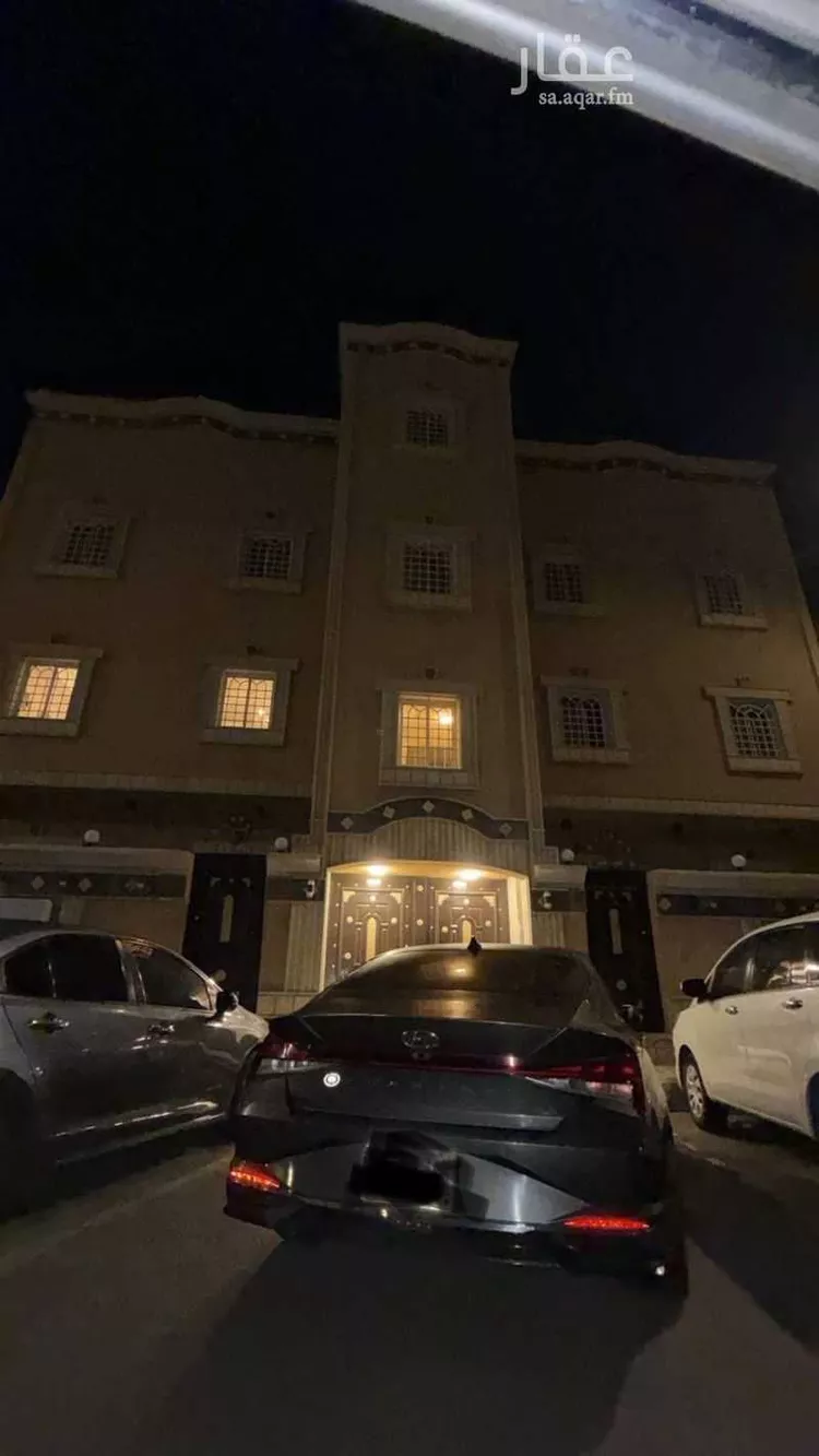 عمارة للبيع في شارع ابن الهمام ، حي شمسان ، ابها ، منطقة عسير
