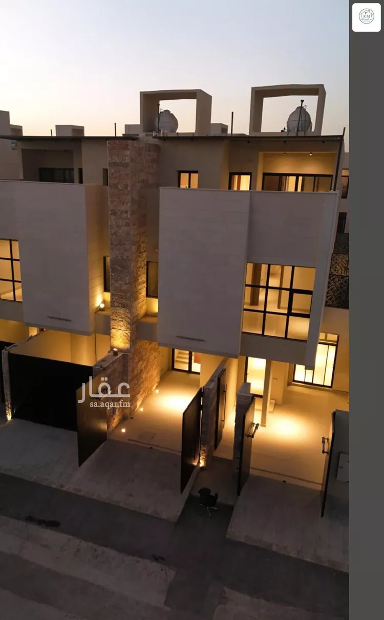 دور للبيع في شارع رقم 395, حي المونسية, مدينة الرياض, منطقة الرياض صورة 2