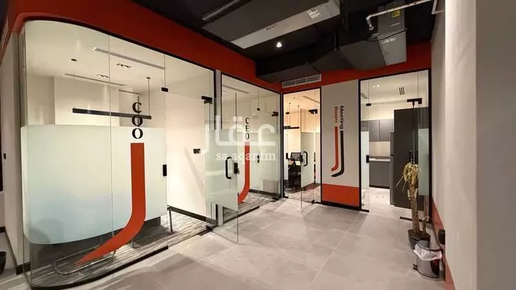 Commercial Office for Rent in Riyadh Al Qirawan صورة 2