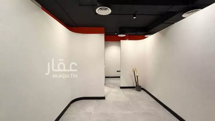 Commercial Office for Rent in Riyadh Al Qirawan صورة 5