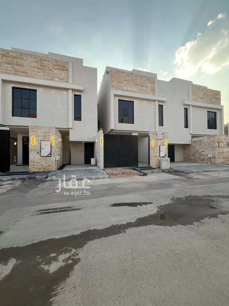 دور للبيع في شارع رقم 476, حي المونسية, مدينة الرياض, منطقة الرياض صورة 2
