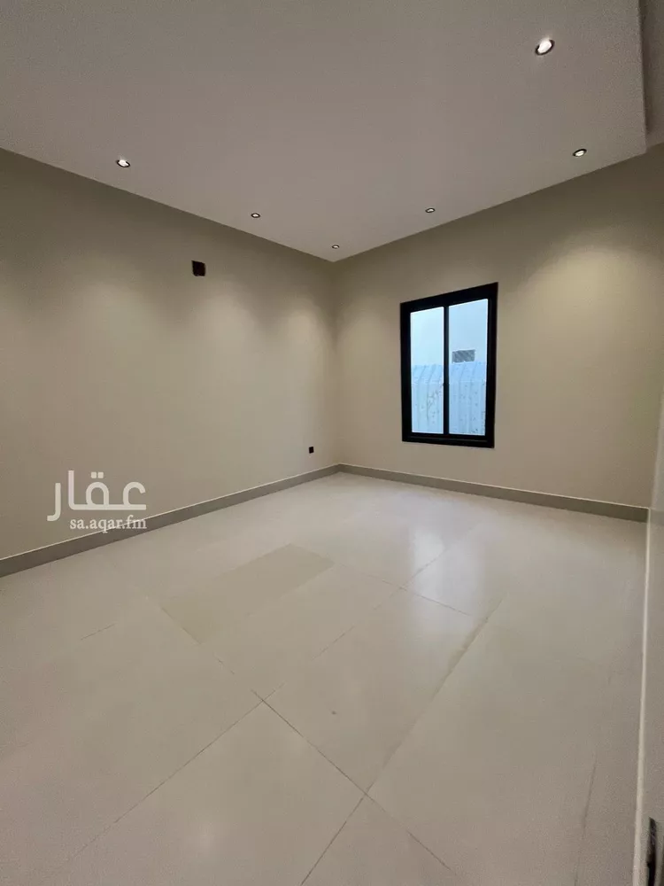 دور للبيع في شارع المديني, حي الأندلس, مدينة الرياض, منطقة الرياض 18