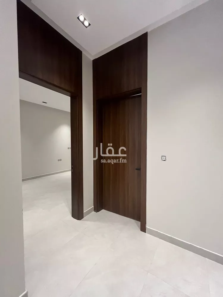 دور للبيع في شارع ثابت بن حزم, حي الخليج, مدينة الرياض, منطقة الرياض 8