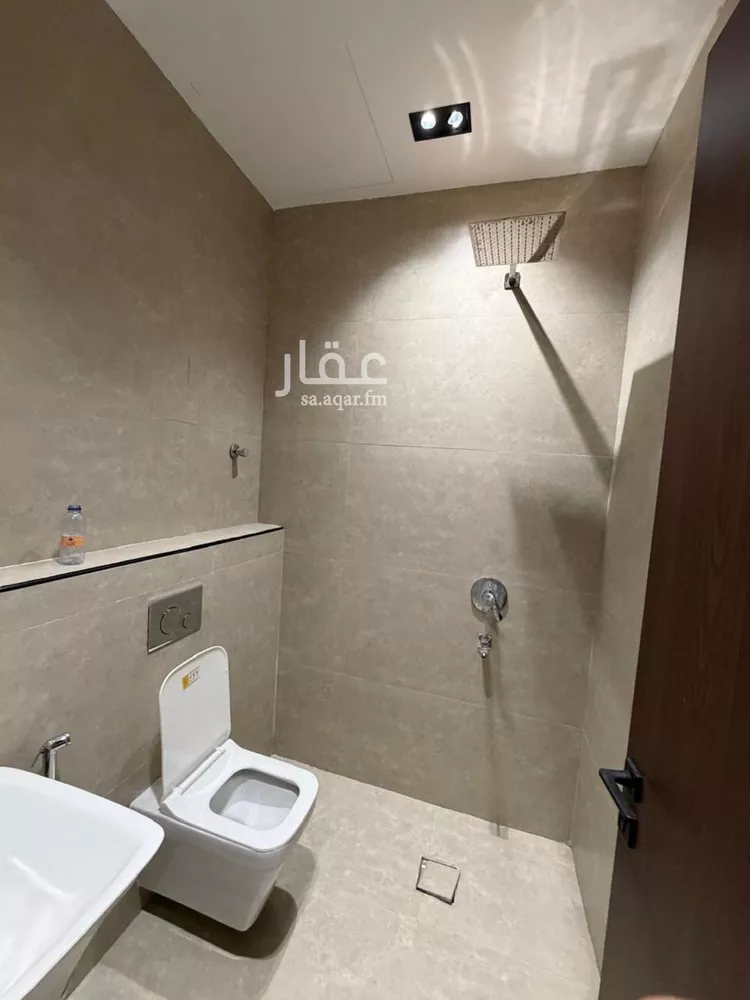 فيلا للبيع في شارع الرمال, حي الرمال, مدينة الرياض, منطقة الرياض 11