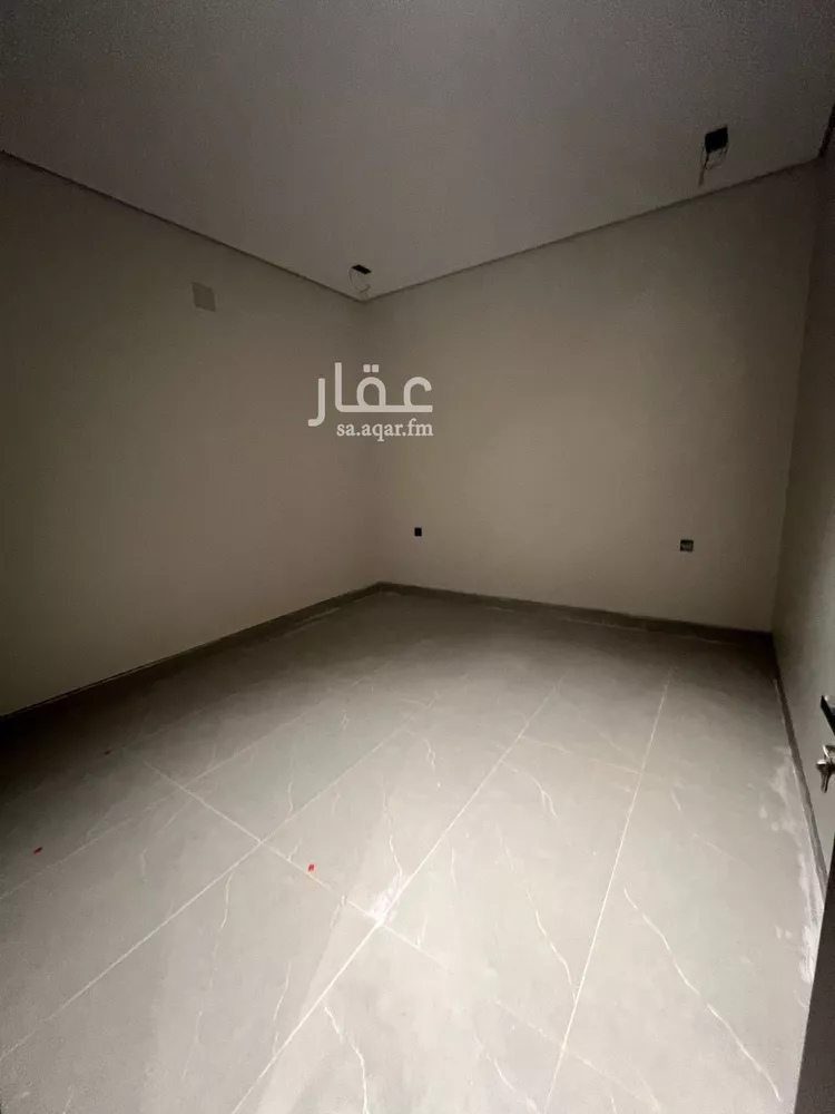 دور للبيع في شارع العينين, حي إشبيلية, مدينة الرياض, منطقة الرياض 10