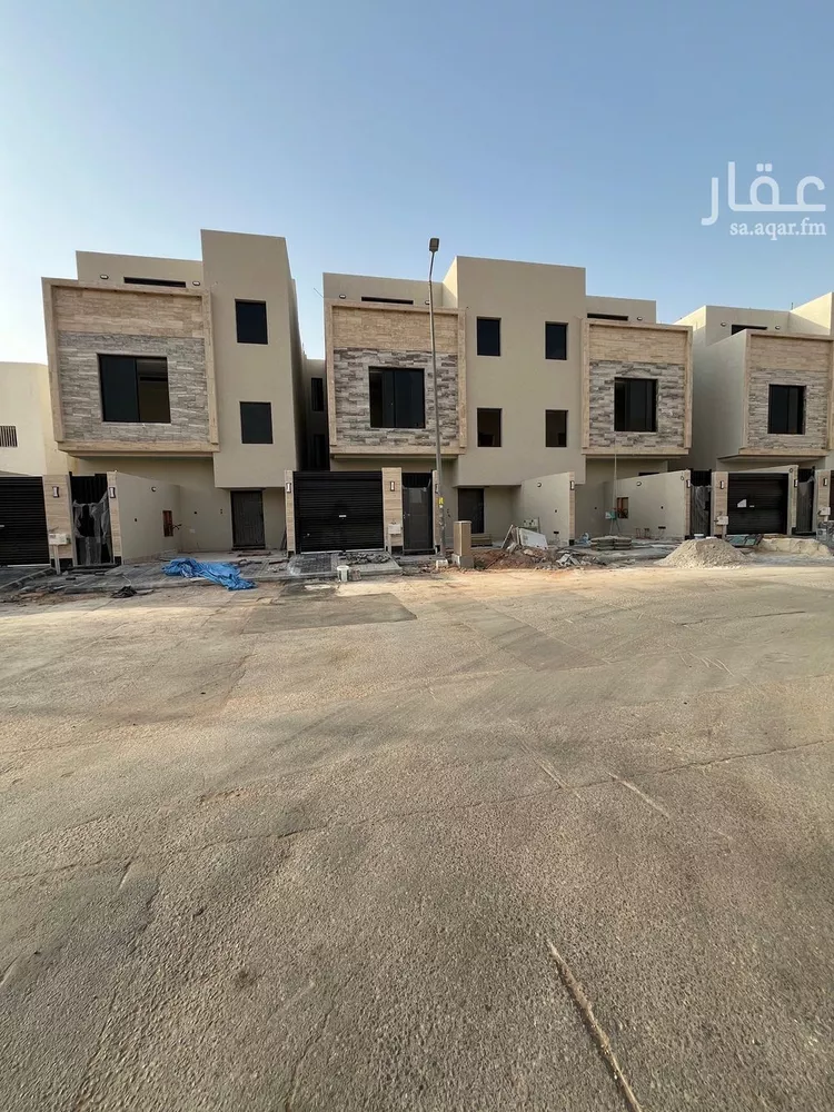 دور للبيع في شارع بعلبك, حي النهضة, مدينة الرياض, منطقة الرياض صورة 2