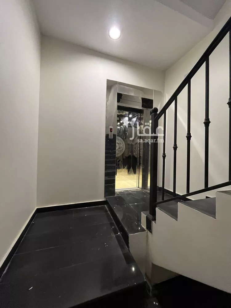 دور للبيع في شارع عبدالله الموفق, حي الخليج, مدينة الرياض, منطقة الرياض صورة 2