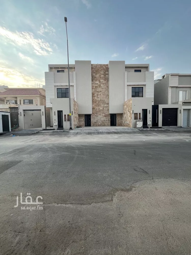 Floor for Sale in Riyadh Al Khaleej