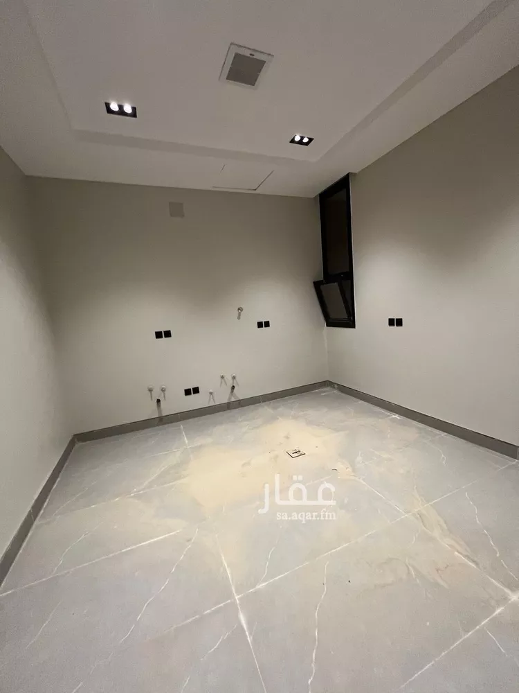 دور للبيع في شارع العينين, حي إشبيلية, مدينة الرياض, منطقة الرياض 6