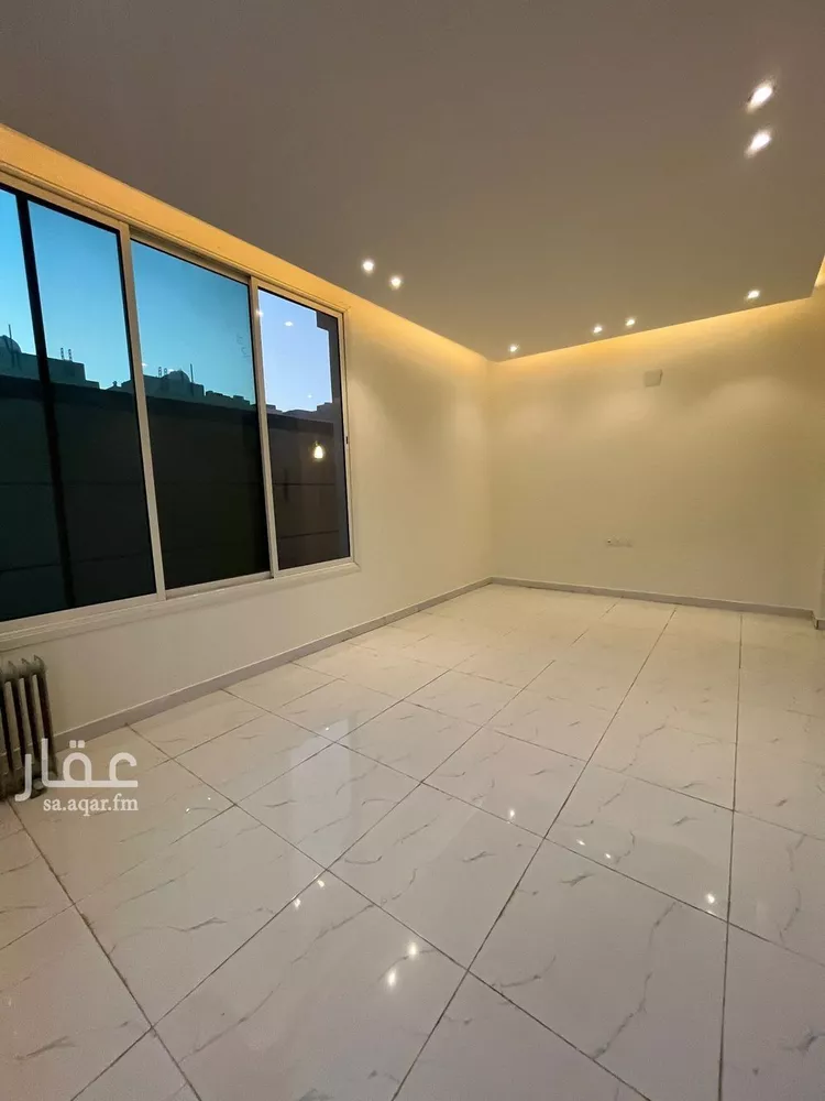 دور للبيع في شارع السكك, حي النهضة, مدينة الرياض, منطقة الرياض صورة 2