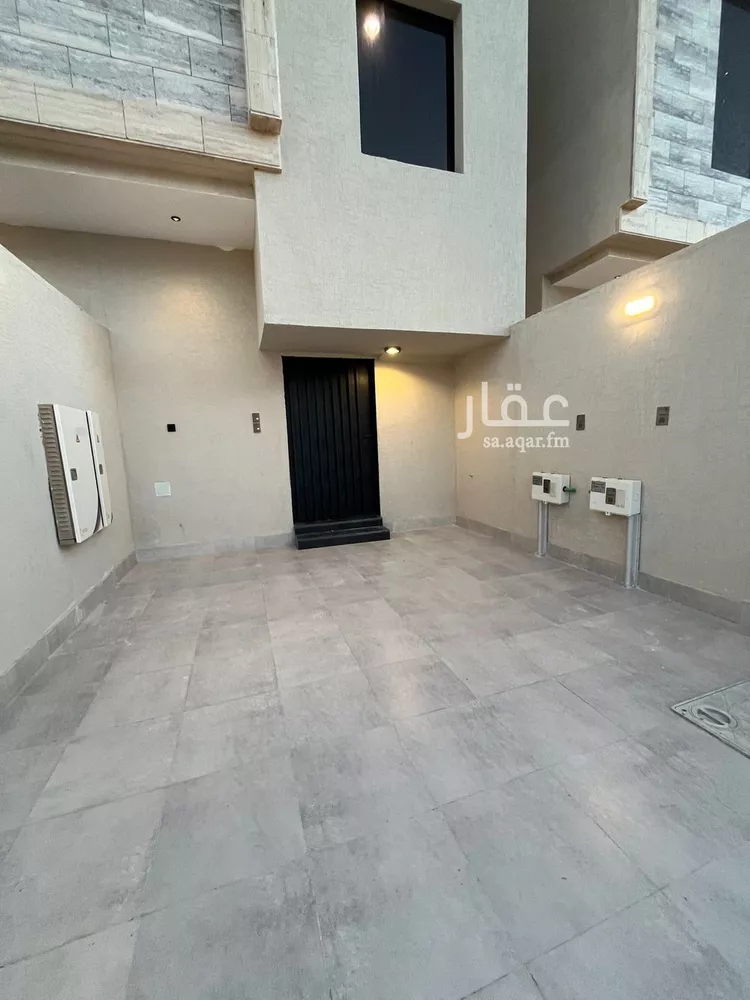 دور للبيع في شارع بعلبك, حي النهضة, مدينة الرياض, منطقة الرياض صورة 2