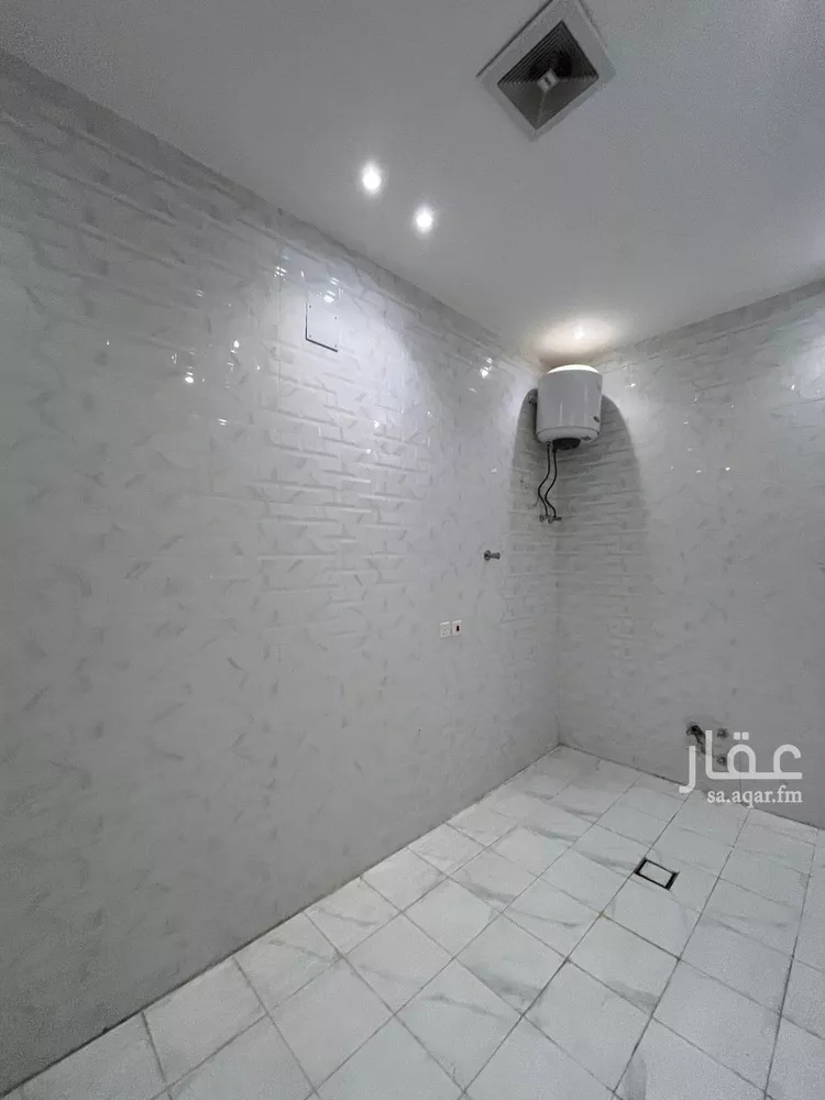 دور للبيع في شارع السكك, حي النهضة, مدينة الرياض, منطقة الرياض 10
