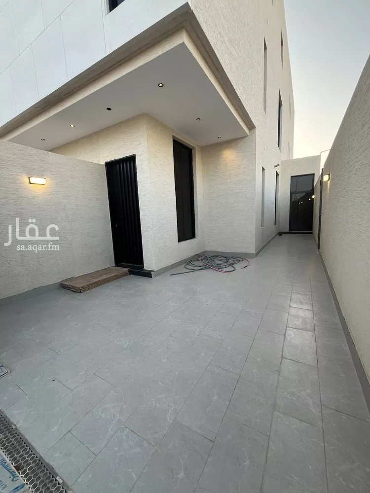 Floor for Sale in Riyadh Al Andalus 7