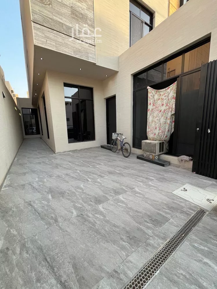 Floor for Sale in Riyadh Qurtubah