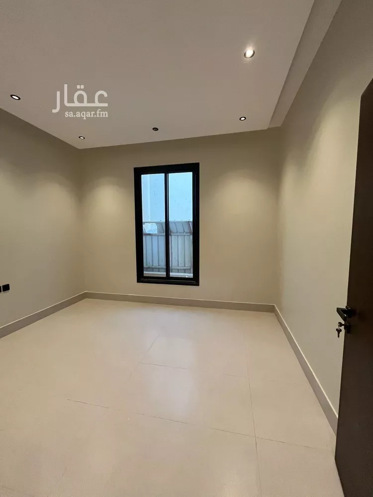 دور للبيع في شارع بعلبك, حي النهضة, مدينة الرياض, منطقة الرياض 11