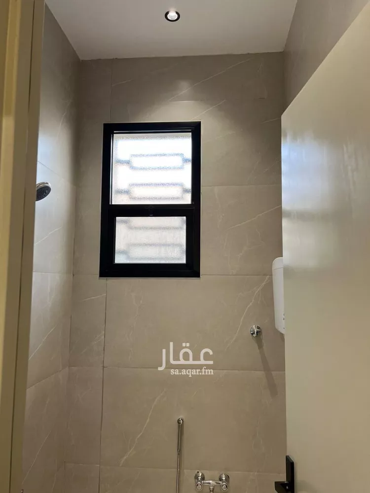 عمارة للإيجار في شارع عثمان بن صدقه, حي طويق, مدينة الرياض, منطقة الرياض 11