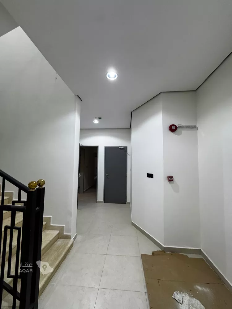 عمارة للإيجار في شارع فضل الله بن عبدالله الطبري, حي ضاحية نمار, مدينة الرياض, منطقة الرياض 7