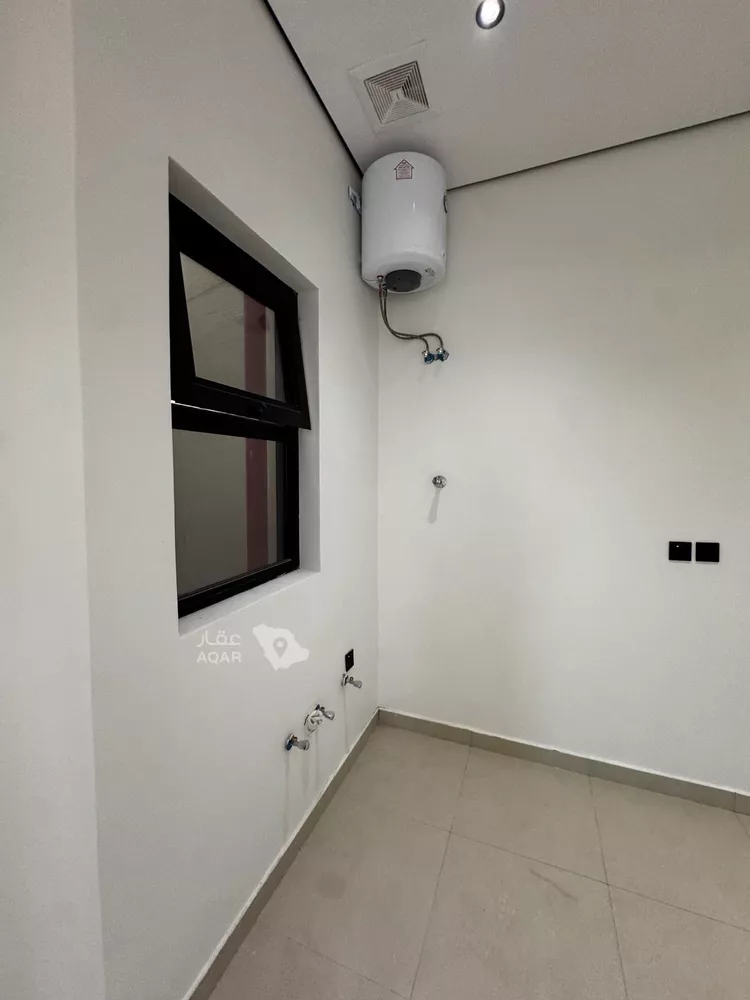 عمارة للإيجار في شارع فضل الله بن عبدالله الطبري, حي ضاحية نمار, مدينة الرياض, منطقة الرياض 14