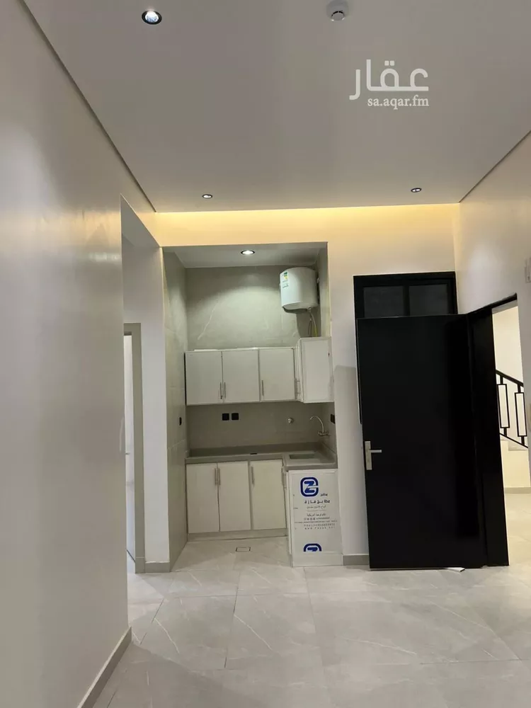 عمارة للإيجار في شارع عثمان بن صدقه, حي طويق, مدينة الرياض, منطقة الرياض 14