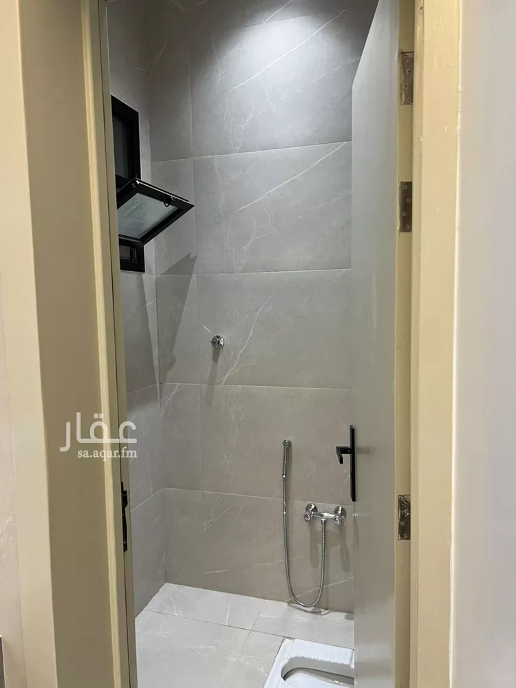 عمارة للإيجار في شارع عثمان بن صدقه, حي طويق, مدينة الرياض, منطقة الرياض 6