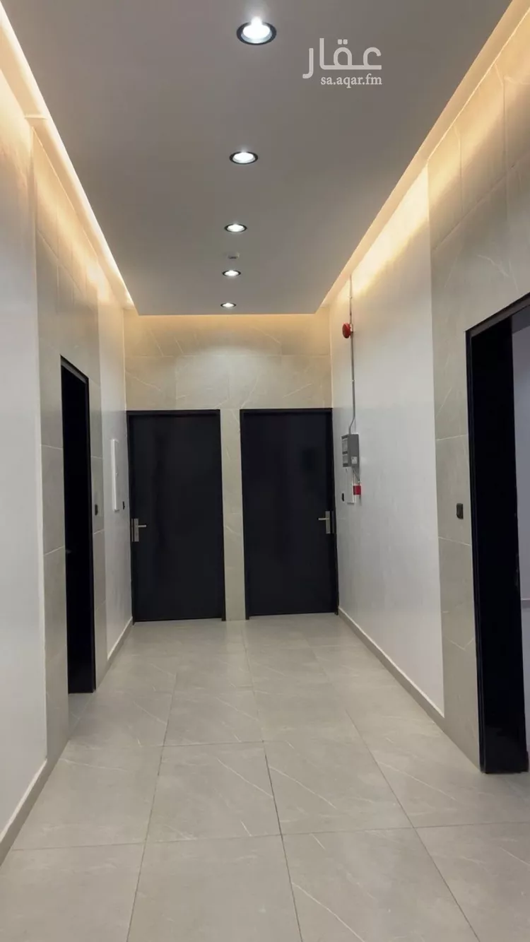 عمارة للإيجار في شارع عثمان بن صدقه, حي طويق, مدينة الرياض, منطقة الرياض 10