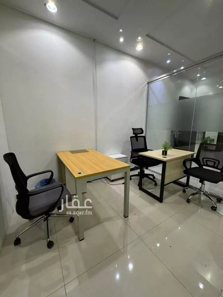 مكتب تجاري للإيجار في شارع صيدا, حي الدريهمية, مدينة الرياض, منطقة الرياض صورة 4