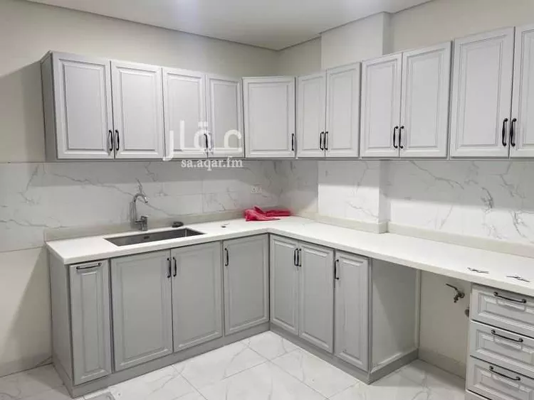 شقة للإيجار في شارع الرقعي, حي الحمراء, مدينة الخبر, المنطقة الشرقية