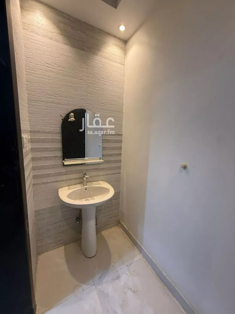 شقة للبيع في شارع طياش, حي عكاظ, مدينة الرياض, منطقة الرياض صورة 2