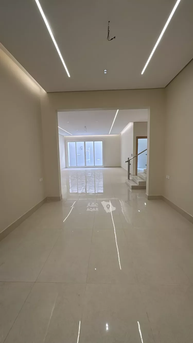 فيلا للبيع في شارع الزيني بن ظهيرة, حي العوالي, مدينة الرياض, منطقة الرياض صورة 2