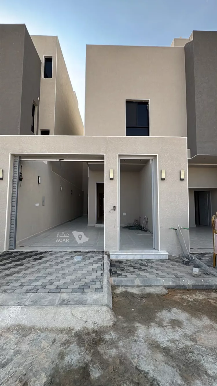 فيلا للبيع في شارع الزيني بن ظهيرة, حي العوالي, مدينة الرياض, منطقة الرياض 16