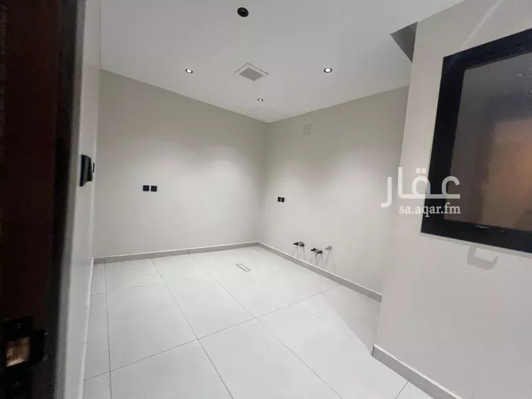 دور للبيع في شارع ثابت بن وديعة ، حي العوالي ، الرياض ، منطقة الرياض صورة 4