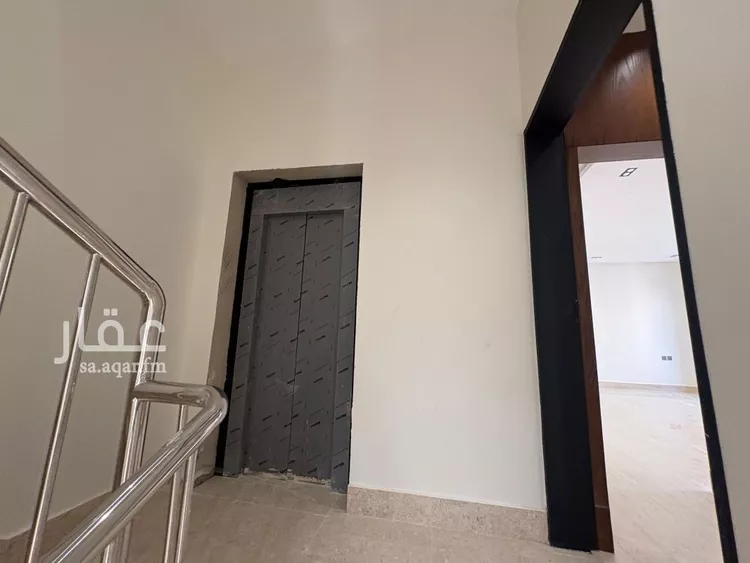 دور للبيع في شارع الفضل اليزيدي, حي السويدي الغربي, مدينة الرياض, منطقة الرياض 7