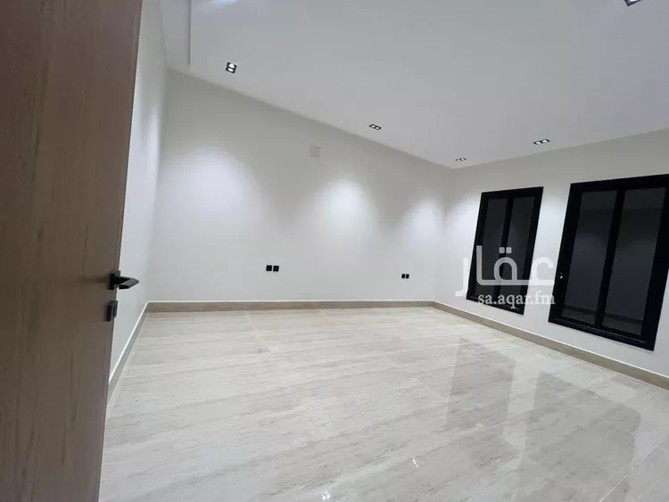 Floor for Sale in Riyadh Okaz صورة 4