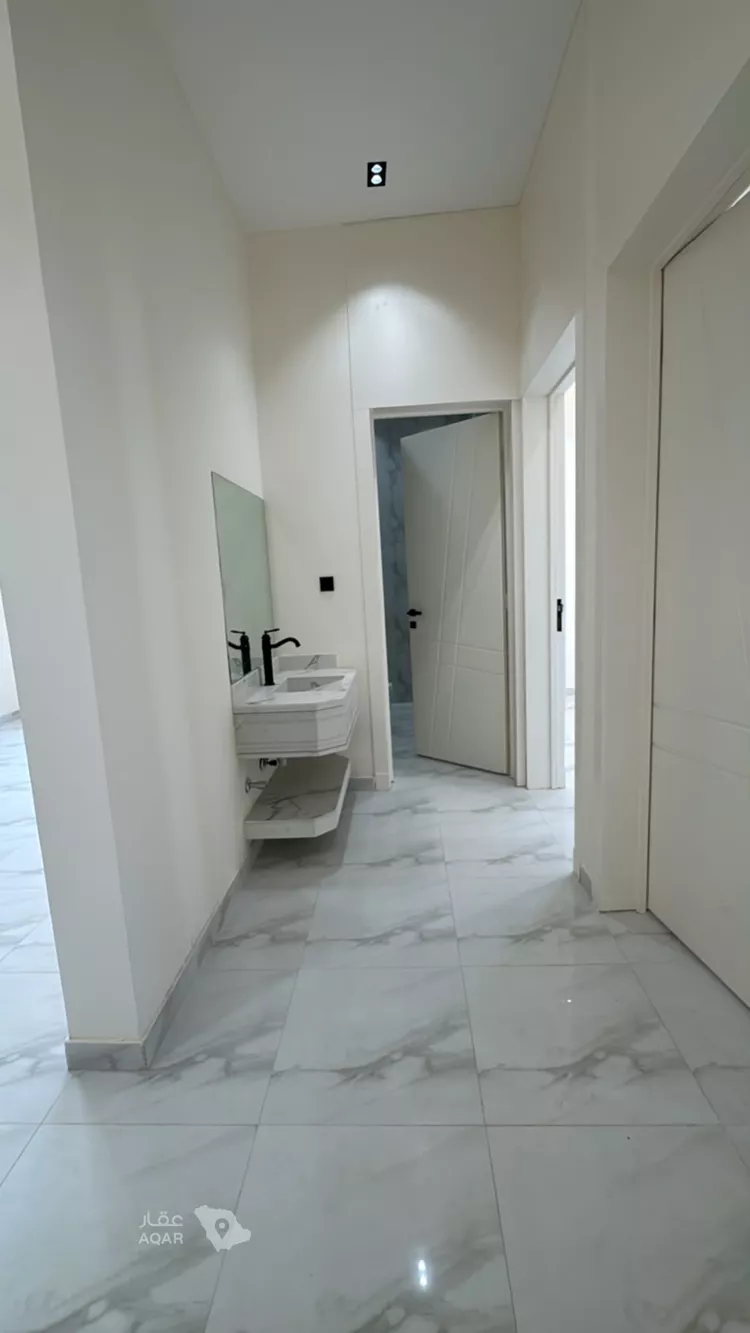 شقة للبيع في شارع زينب الثقفية, حي العوالي, مدينة الرياض, منطقة الرياض 5