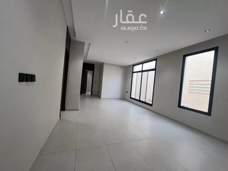 دور للبيع في شارع ثابت بن وديعة ، حي العوالي ، الرياض ، منطقة الرياض صورة 5