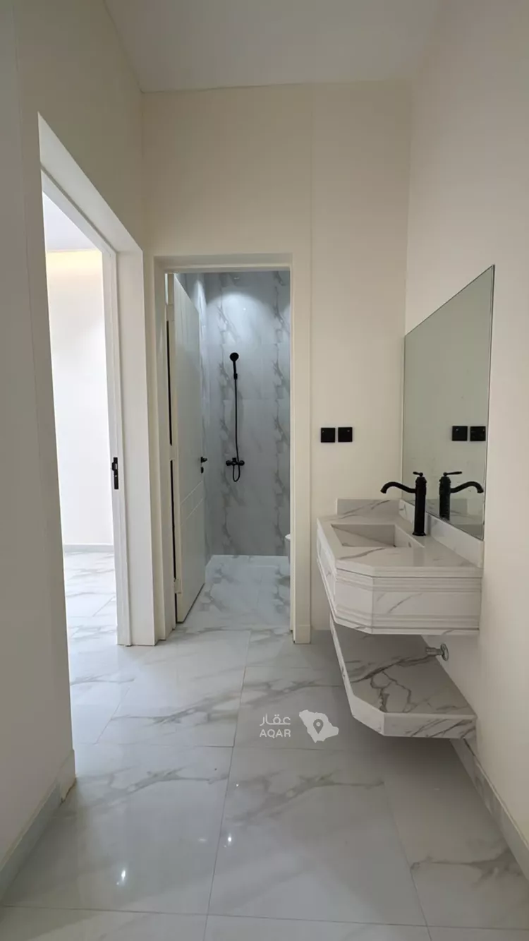 شقة للبيع في شارع زينب الثقفية, حي العوالي, مدينة الرياض, منطقة الرياض 16