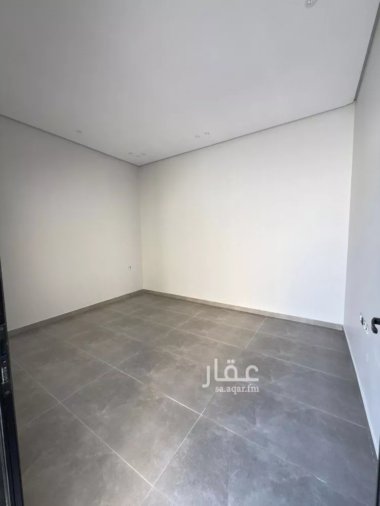 فيلا للبيع في شارع ابن الصاحب, حي الورود, مدينة الخرج, منطقة الرياض صورة 3