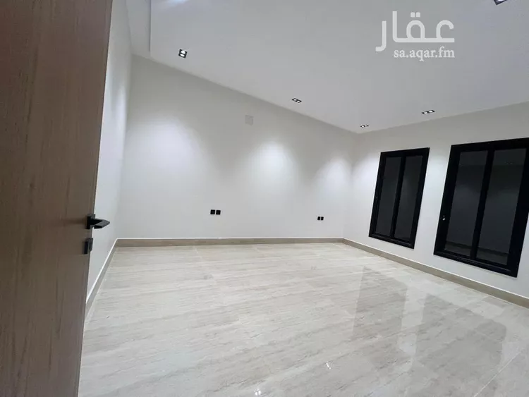 Floor for Sale in Riyadh Okaz صورة 5