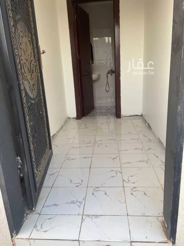 غرفة للإيجار في شارع 6304356, حي المهدية, مدينة الرياض, منطقة الرياض