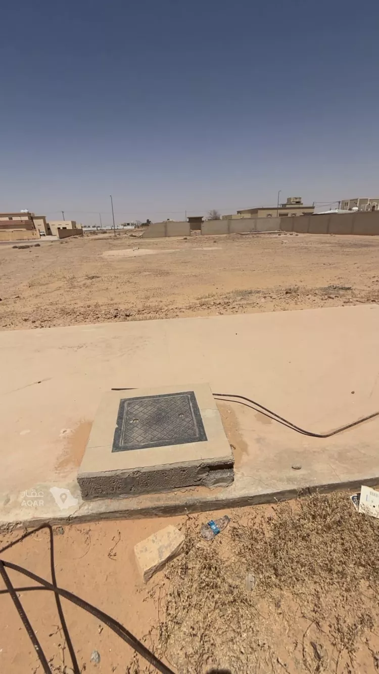 أرض للبيع في شارع سراقة بن عمرو, حي مخطط رقم 0832, مدينة الجلة, منطقة الرياض