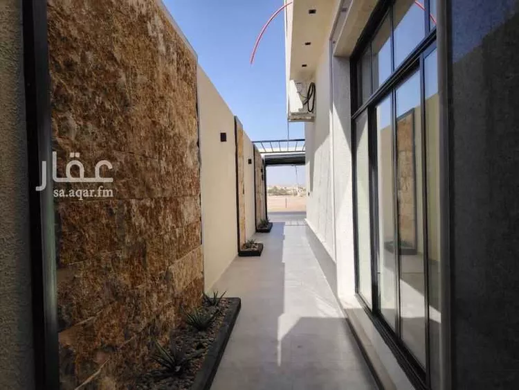 دور للبيع في شارع ابو امامة الحارثي, حي الجامعة, مدينة المزاحميه, منطقة الرياض صورة 3